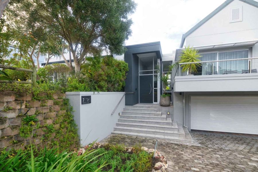 4 Bedroom Property for Sale in Hemel en Aarde Estate Western Cape